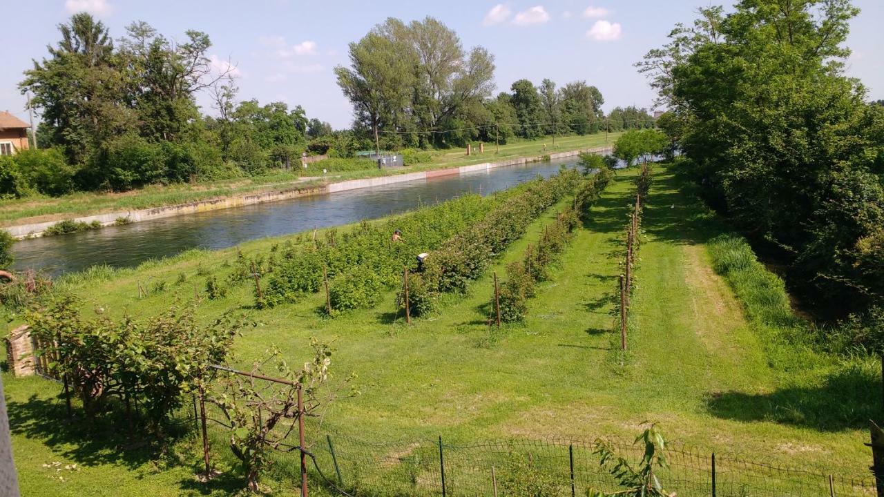 Agriturismo Cascina Poscallone Abbiategrasso Ngoại thất bức ảnh