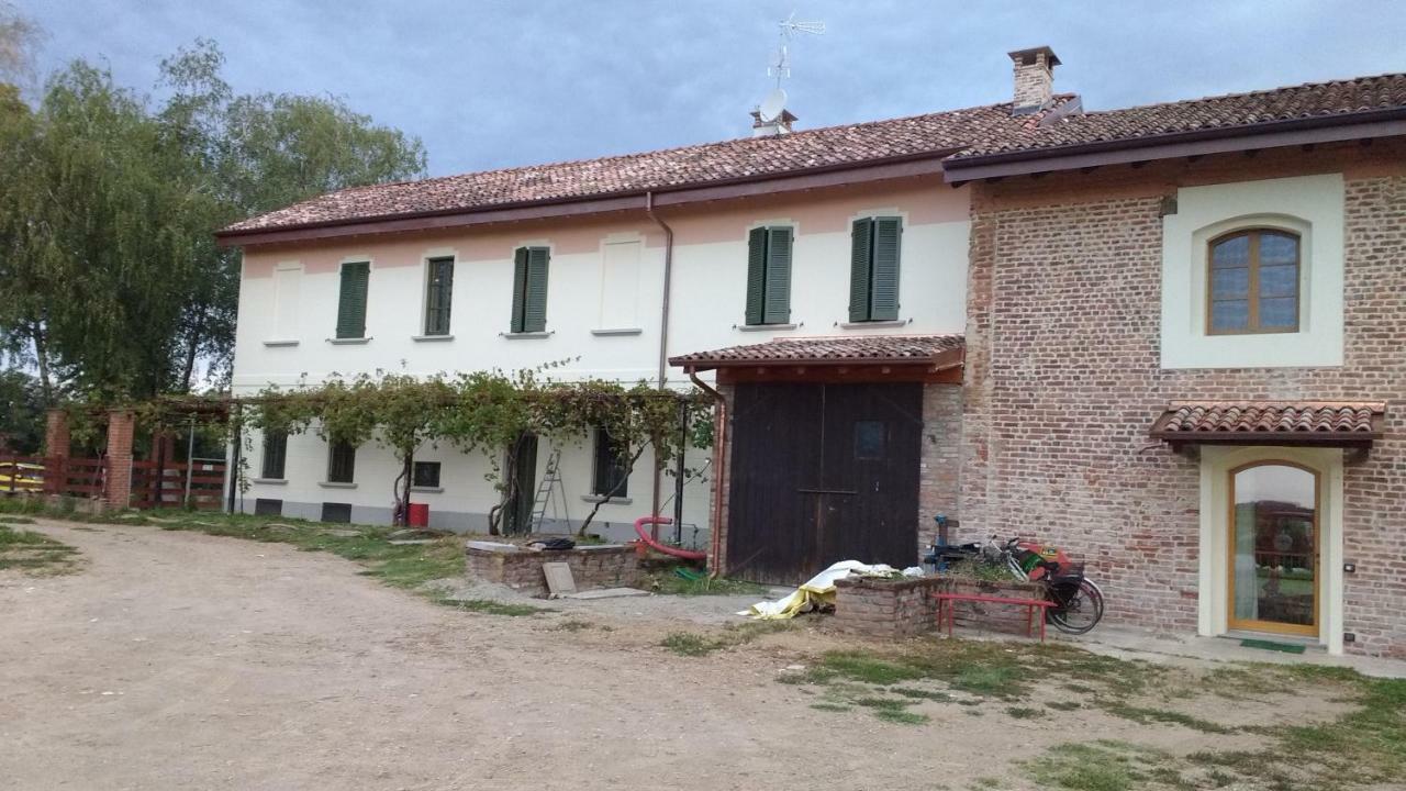Agriturismo Cascina Poscallone Abbiategrasso Ngoại thất bức ảnh