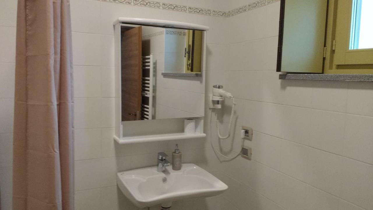 Agriturismo Cascina Poscallone Abbiategrasso Ngoại thất bức ảnh